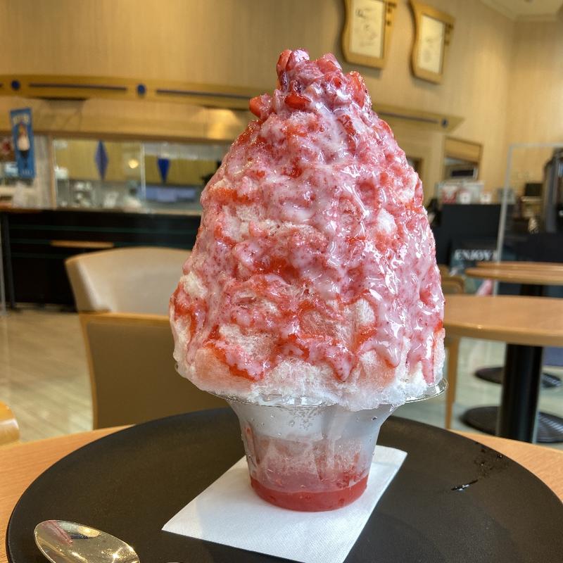 赤塚製氷　いちごミルク(グリーンマート桂店)