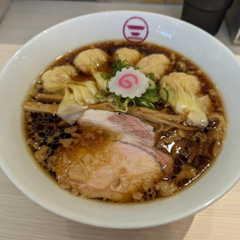 わんたんそば(横浜中華そば 維新商店 みなとみらい店)