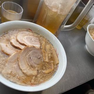 チャーシュー麺(ホープ軒)