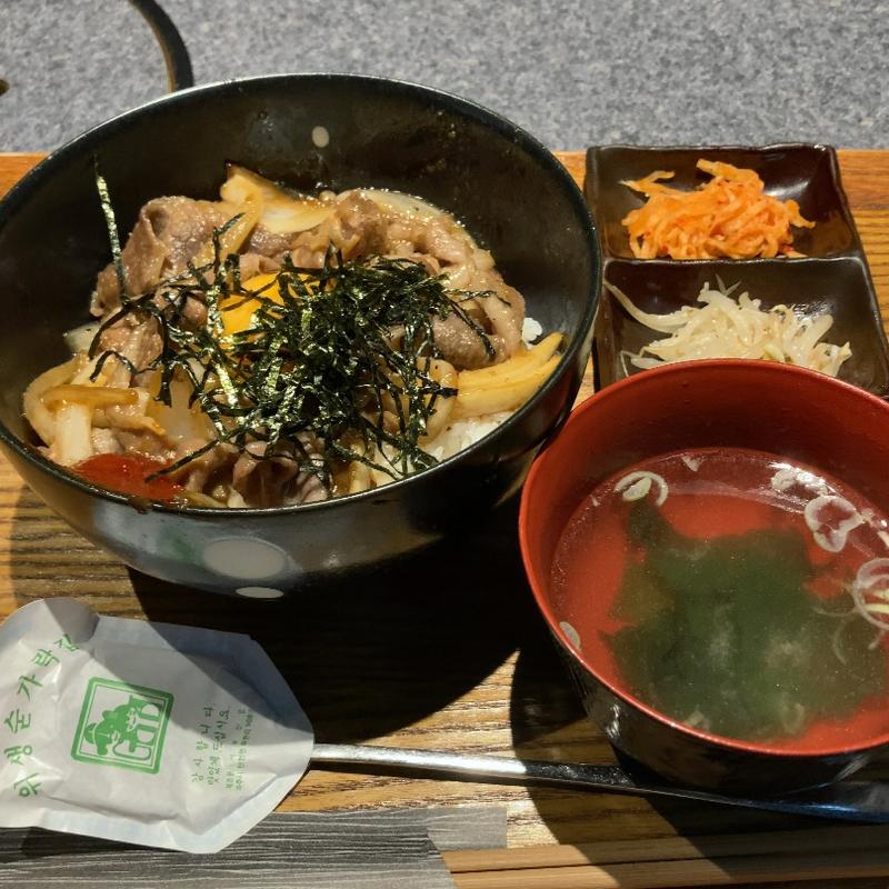 焼肉丼(焼肉 HINOE)