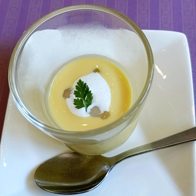 冷製コーンスープ タピオカ添え(ナイト＆デイ （ナイトアンドデイ）)