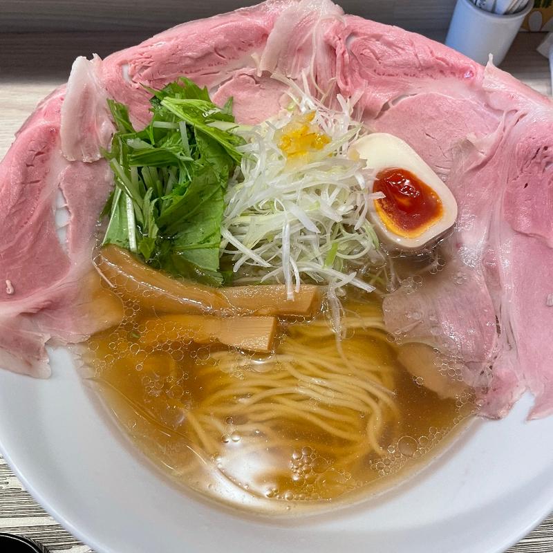 (醤油らーめん ピース)