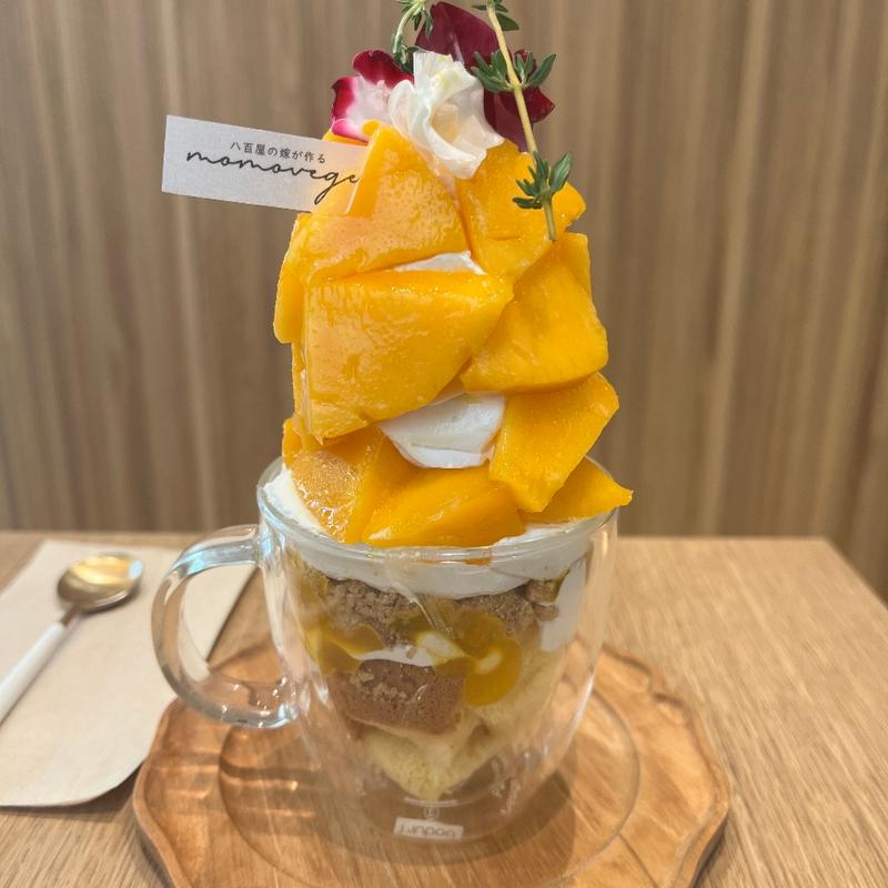 完熟マンゴーもりパフェ(momovege )