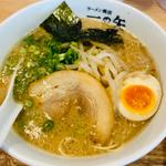 豚骨ラーメン(ラーメン商店 一の矢)