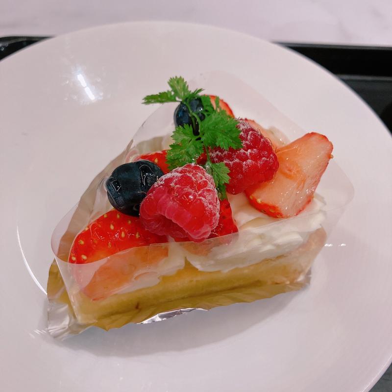 ベリーチーズタルト(ザ・ステーション カフェバー)