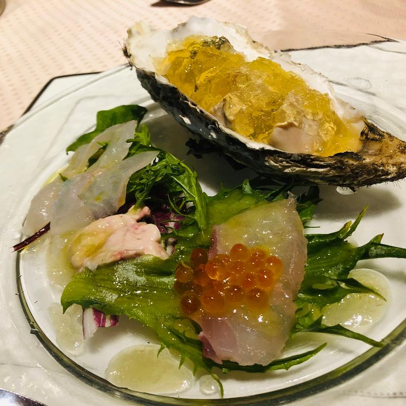 海の幸の豪華なアミューズ(フランス厨房 旬彩 中央駅店 )