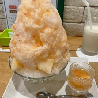 桃かき氷(山口果物 （ヤマグチクダモノ）)