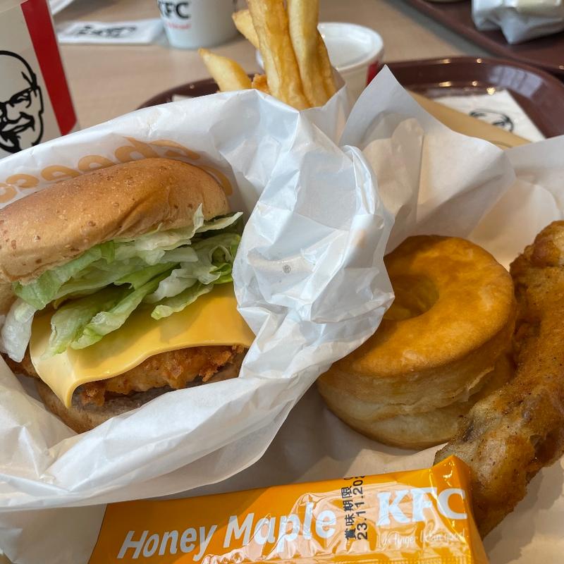 チーズチキンフィレバーガーBox(ケンタッキーフライドチキン宝塚インター店)