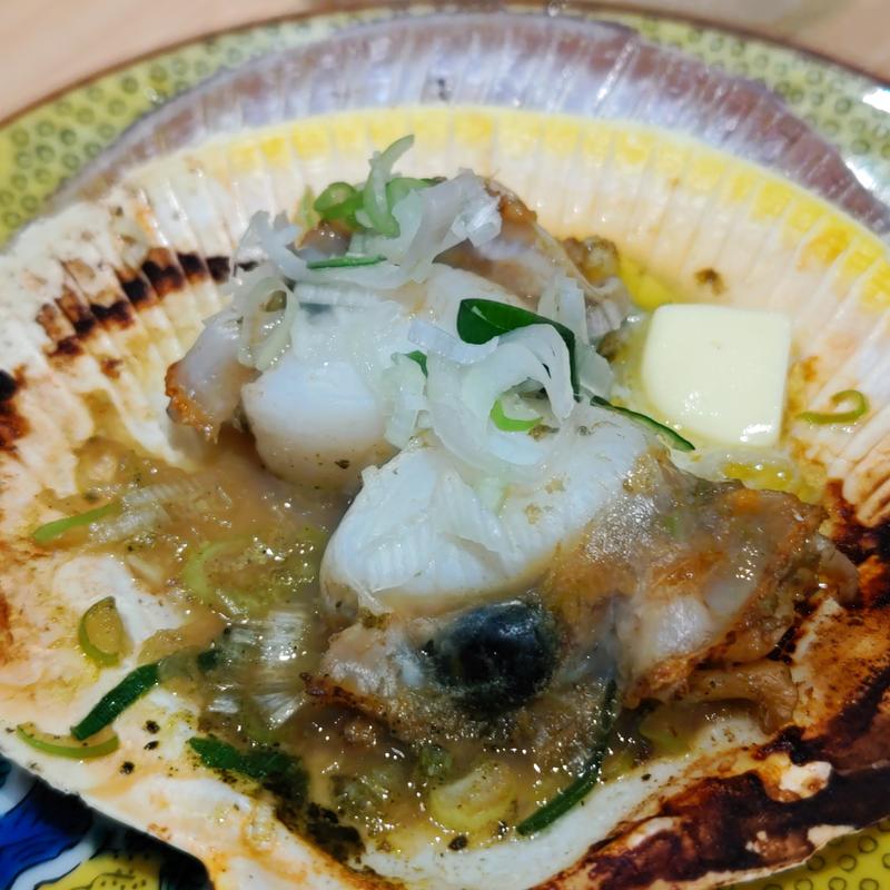 月日貝のバター焼き(貝 刺身専門店 しらはら 関内)