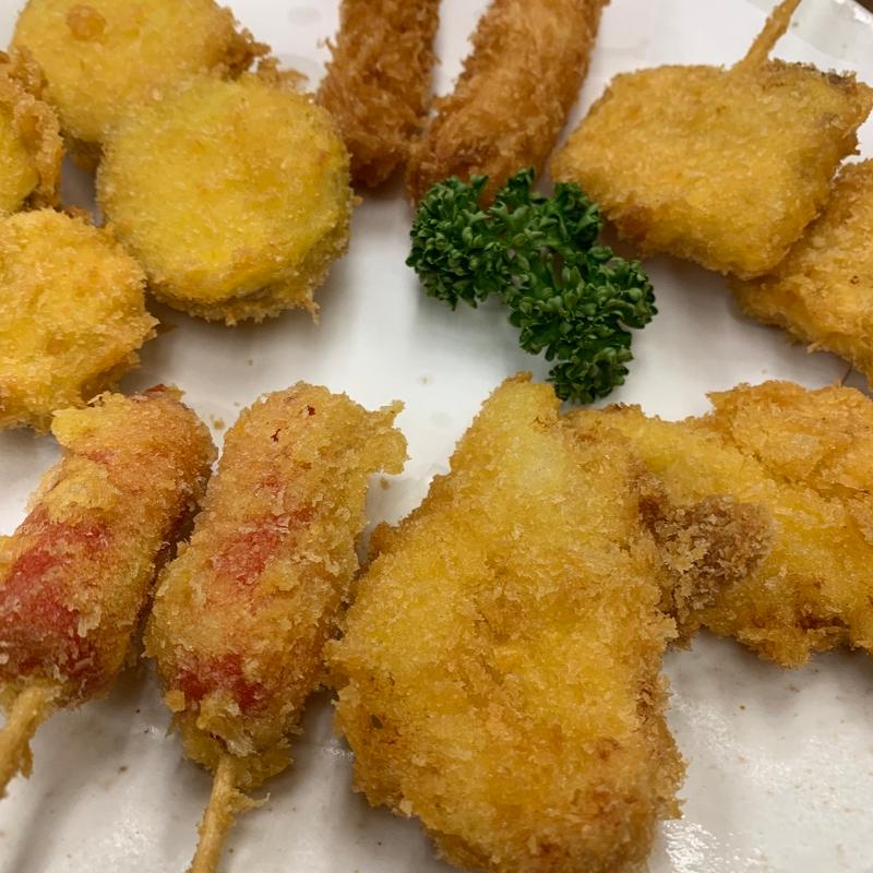 揚げ物盛り合わせ(炭火大衆酒場 やっとこ 大塚本店)