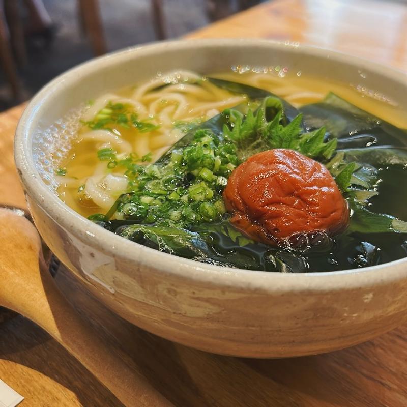 梅わかめ(扇町うどん屋あすろう)