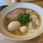 肉と海老ワンタン麺(白)味玉付き