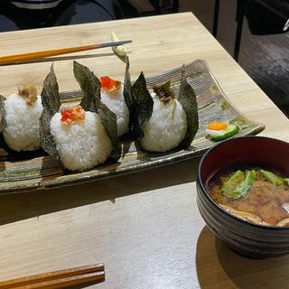 (おにぎりカフェ 利さく)