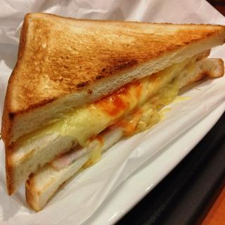 トーストサンド とろ～りチーズ＆ハム(カフェ　ベローチェ 仙台一番町一丁目店 )