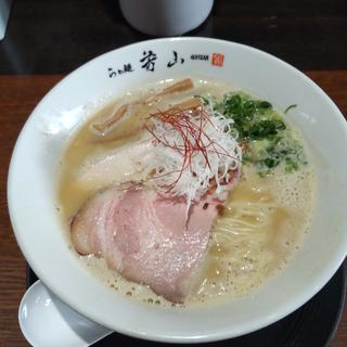 濃厚鶏白湯そば(らぁ麺  芳山)