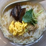 冷たいぶっかけそうめん