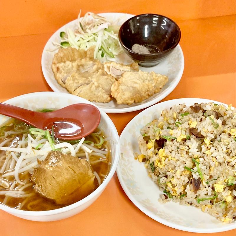 お昼の定食(三平)