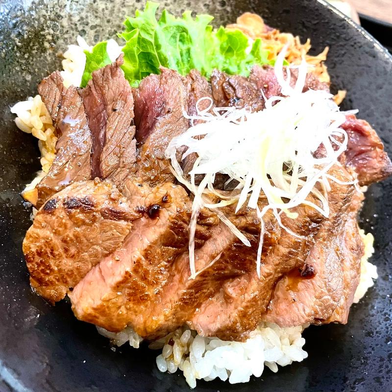 欲張り丼セット(焼肉酒場 叶 KANOU)