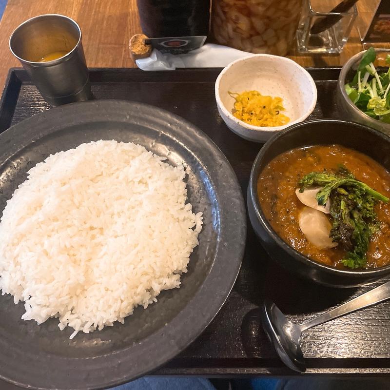 牡蠣と菜の花のカレー(Ghar （ガル）)