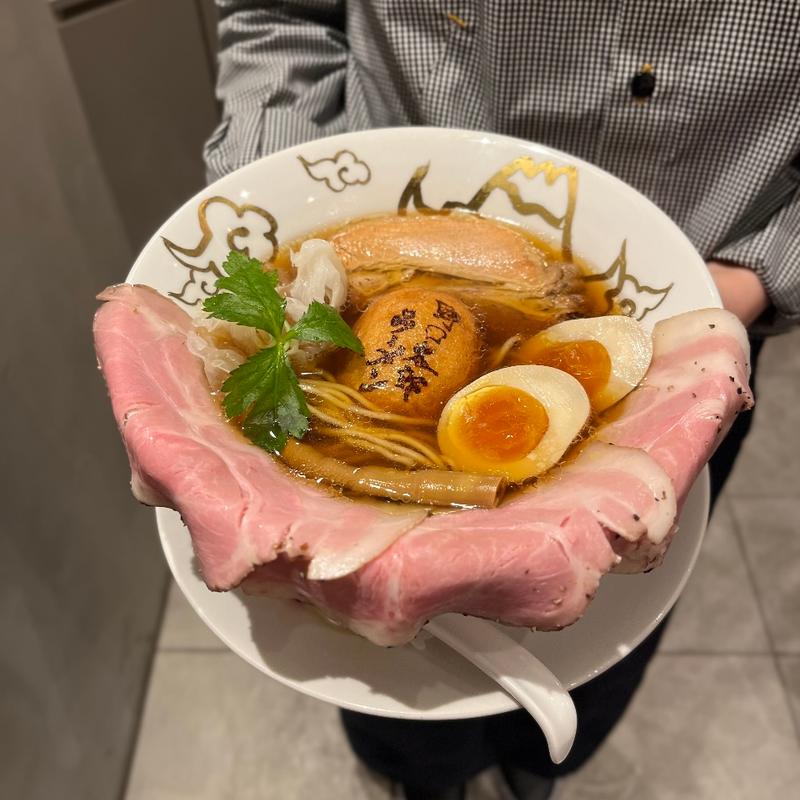 花子スペシャルラーメン(野口太郎ラーメン 北新地本店)