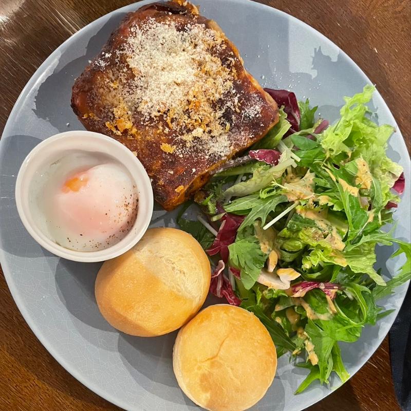 ハーブ香る自家製ミートラザニア(カフェ ダイニングバー 104.5 （Cafe，Dining&Bar 104.5）)