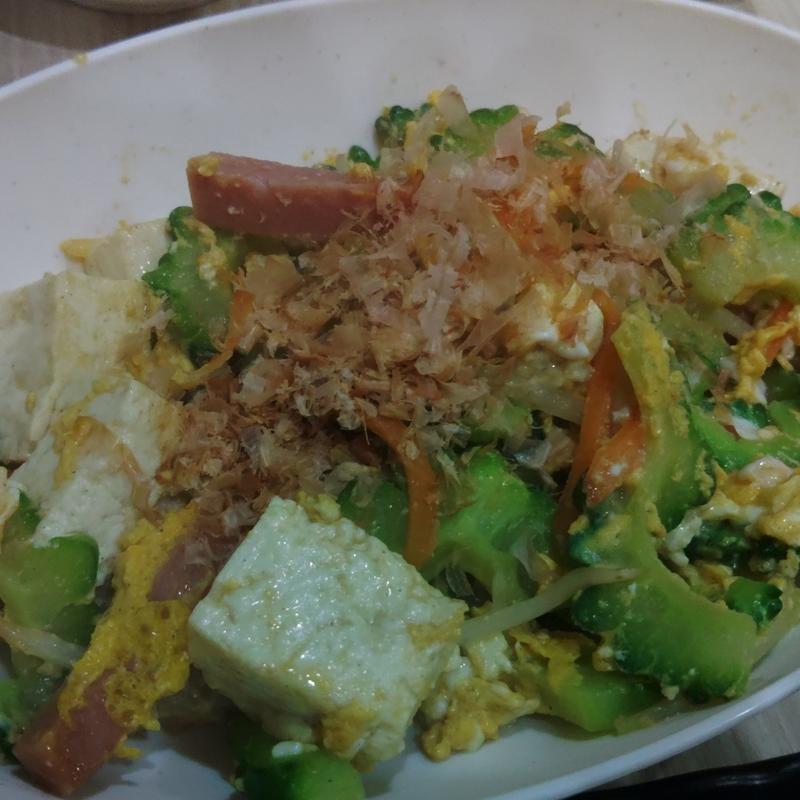 ゴーヤチャンプルー(ぶんみゃあ )