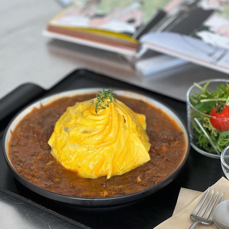 ハヤシオムライス(CAFE attmos. 【カフェアットモス】)