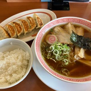 醤油ラーメン+ライス　　餃子は、クーポン(幸楽苑 日立相田店 )