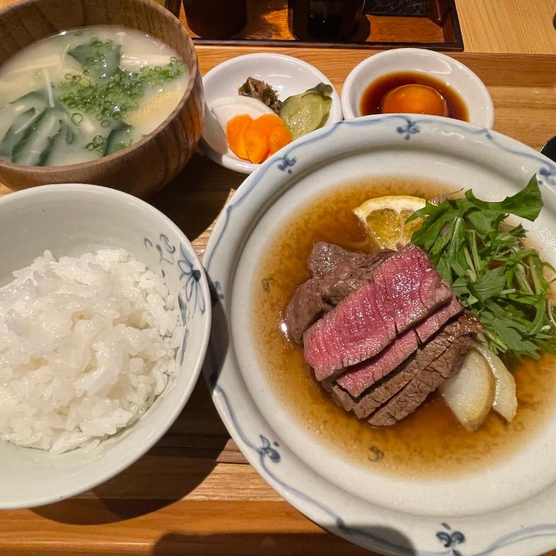 出汁ステーキの土鍋ご飯定食150g(清喜ひとしな)