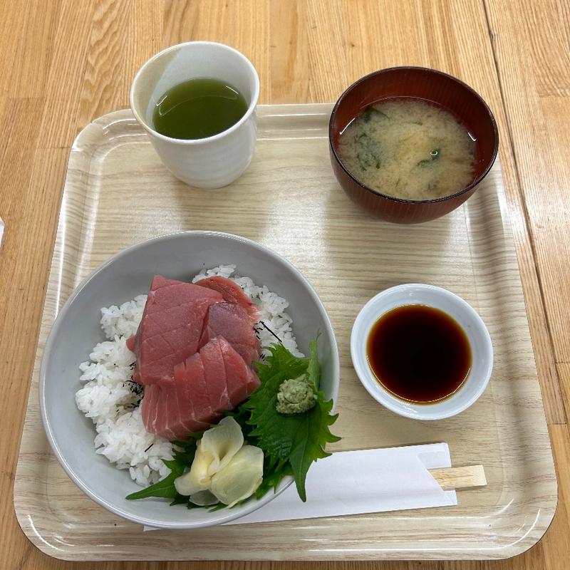 おまかせ鉄火丼（マグロ大盛）(てっか屋 樋栄(ひえい))