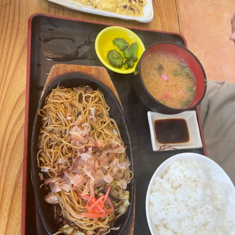 だし巻き焼きそば定食(にしな)
