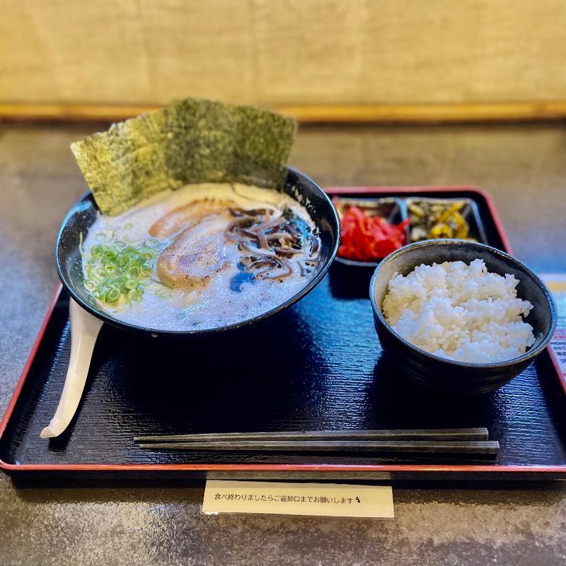 濃厚豚骨頂(らー麺 豚骨頂)