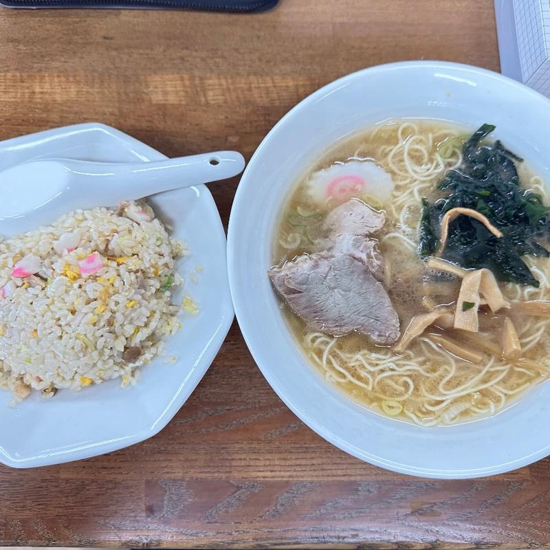 ラーメンチャーハン(元町食堂)