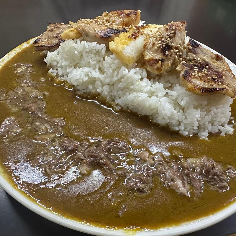 牛すじカレー中盛　3種トッピング(牛すじカレー 小さなカレー家 大久保店)