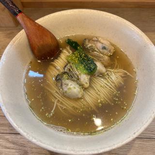 山椒と牡蠣の塩ラーメン(中華蕎麦麺とスープ)