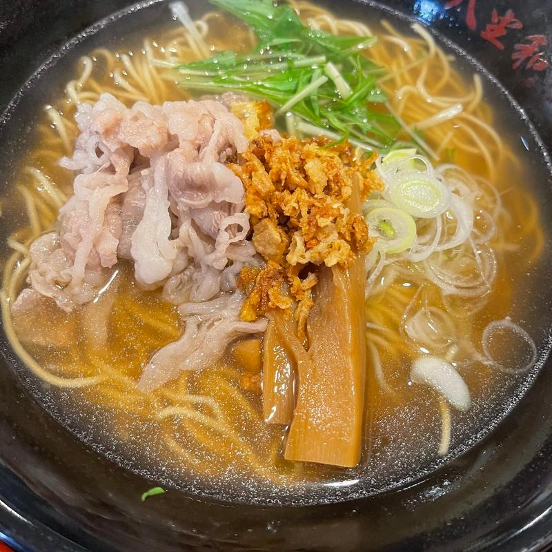 神戸牛x醤油(神戸牛らーめん 八坐和（やざわ）)