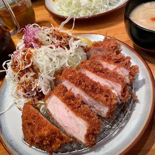 ロースカツ定食(とんかつ檍 横浜馬車道店)