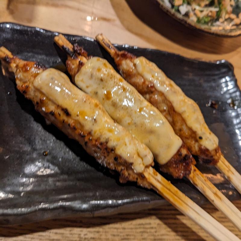 つくねチーズ（1本）(炭焼焼鳥ひのてつ小川町店 from San Diego)