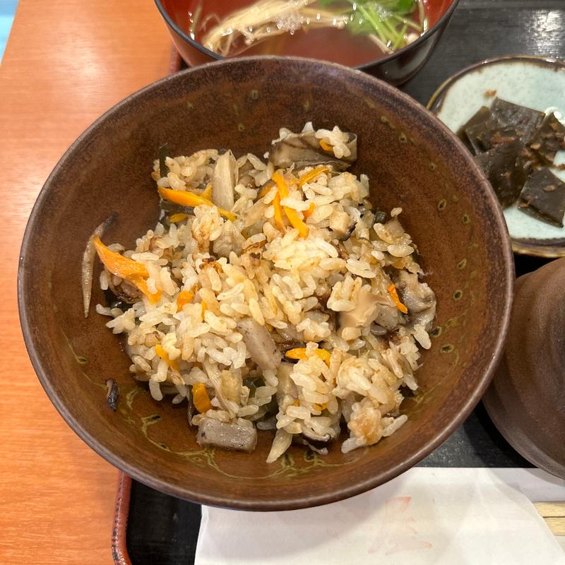 かやくご飯(うどん 京屋)