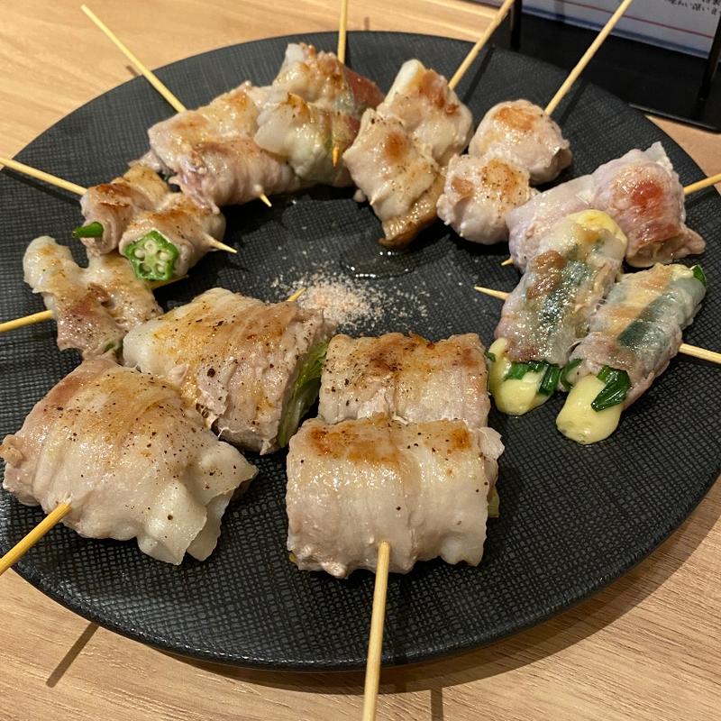 おまかせ野菜巻き10串盛り(鉄板バル 官兵衛 浜松町店)