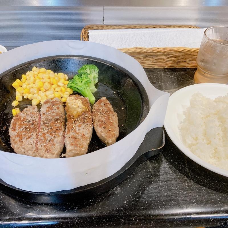 100%ビーフ肉塊ハンバーグ(ペッパーランチ 横浜天理ビル店)