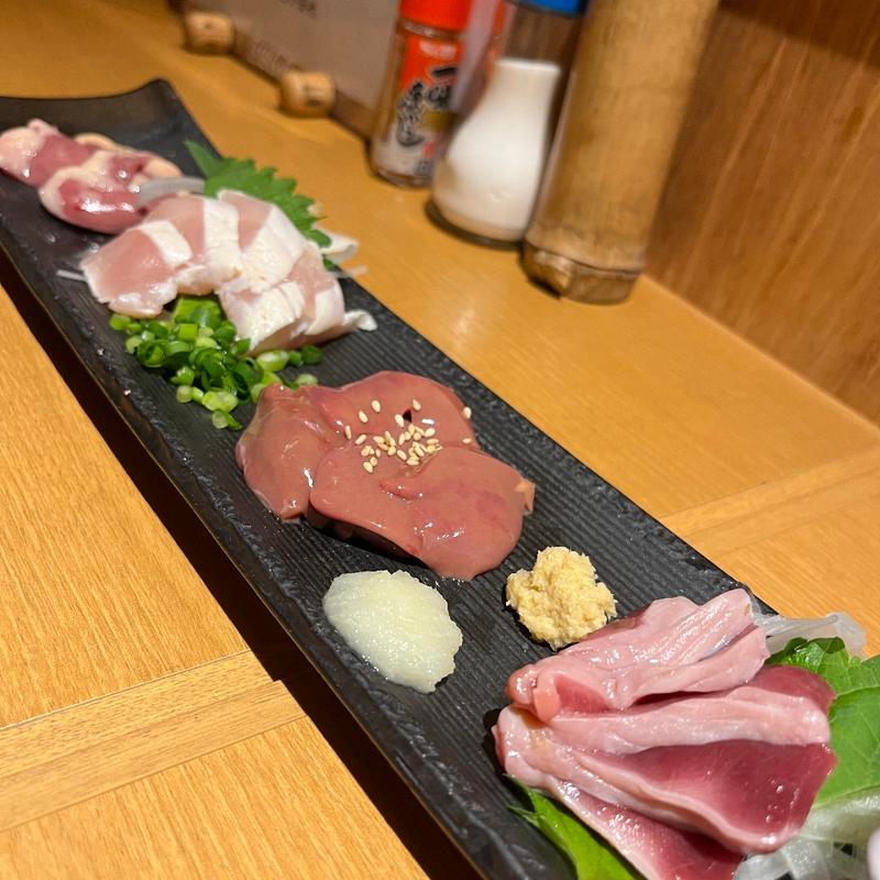 鳥刺し盛り合わせ(あまや鳥)