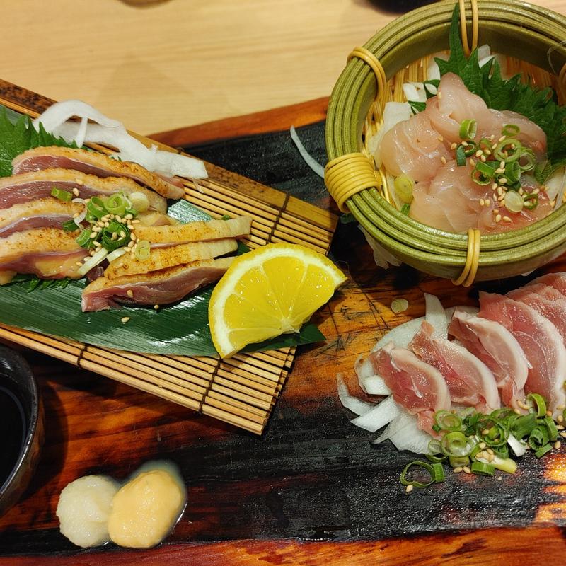 鶏刺し(肉刺しX)