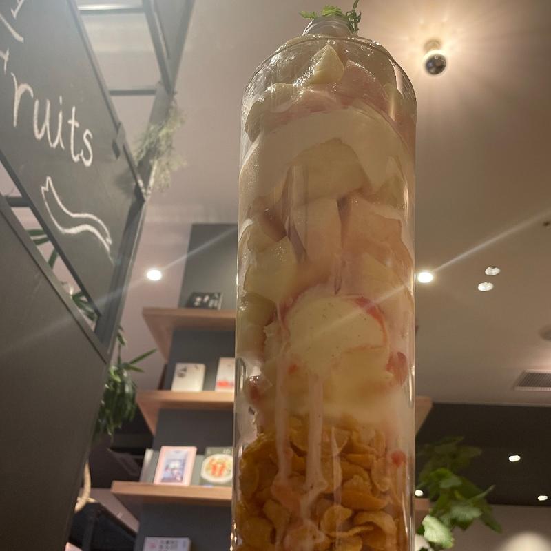 桃太郎パフェ(All day dining Hikari)