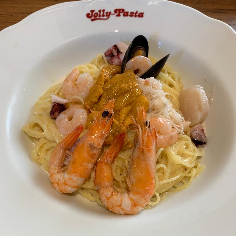 “冷製カッペリーニ”贅沢うにと海の幸のクリームソース(ジョリーパスタ 高槻西町店)