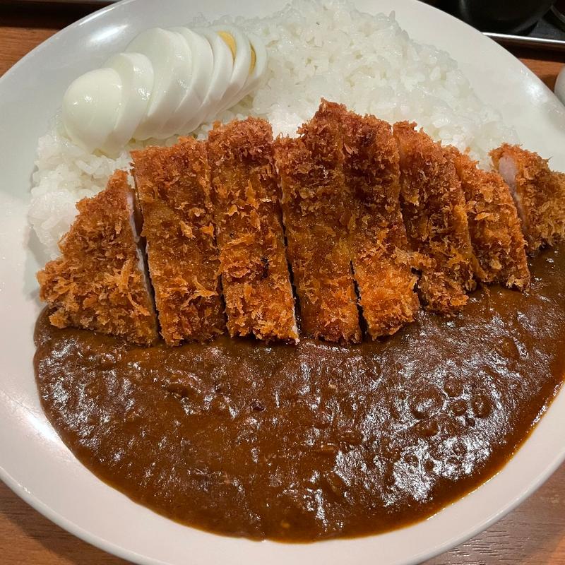 カツカレー＋ゆで卵(26号くるりんカレー)
