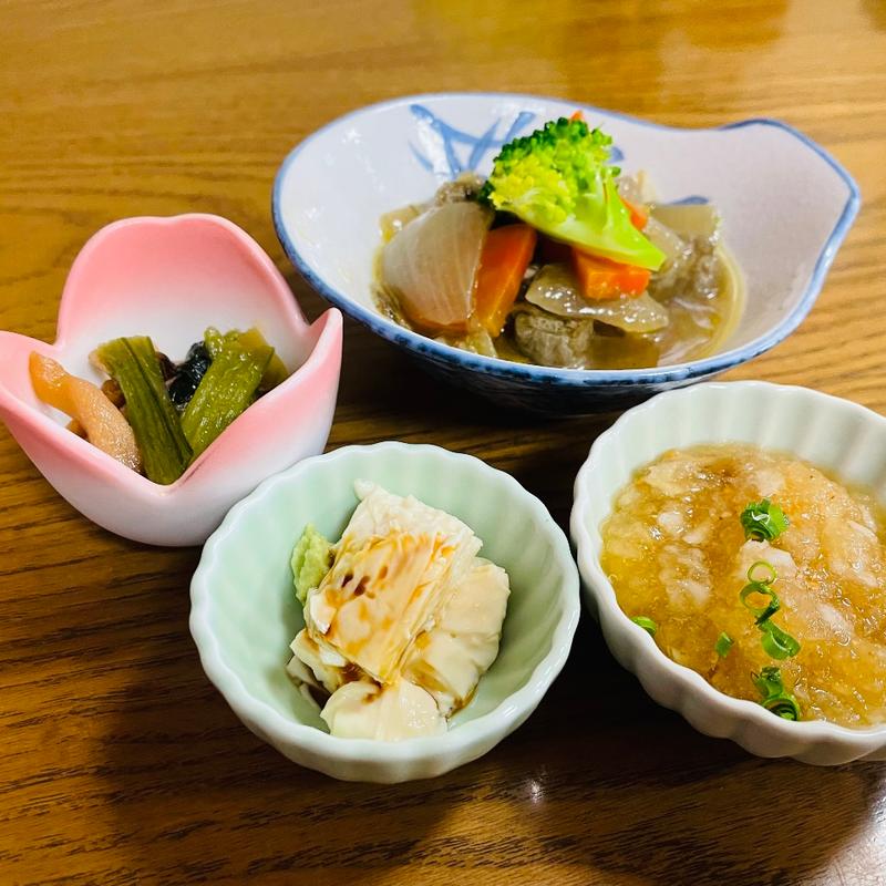 お通し(串焼き 与兵)