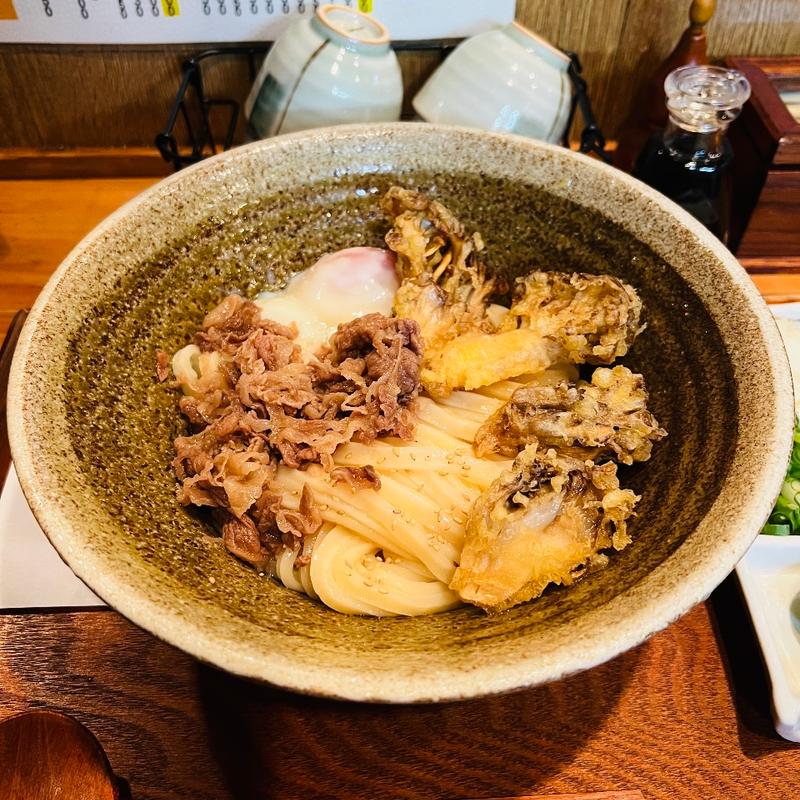 肉まいたけ天ぶっかけ(踊るうどん 梅田店)