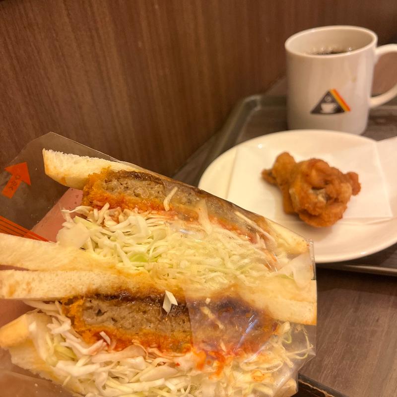 メンチカツサンド(サンドイッチカフェあまみ)