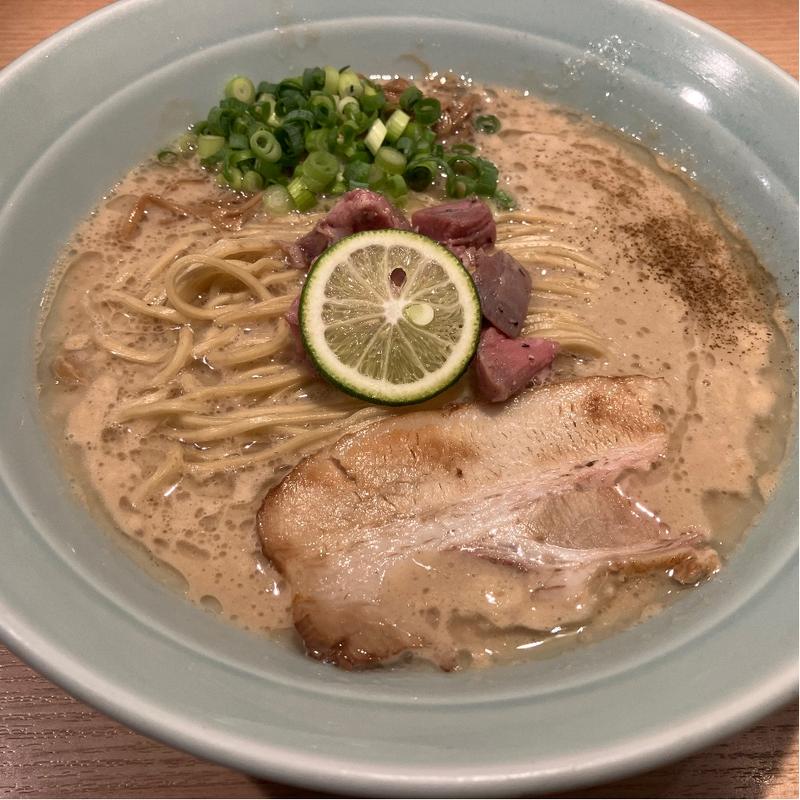 ラム豚骨ラーメン(自家製麺 MENSHO TOKYO)